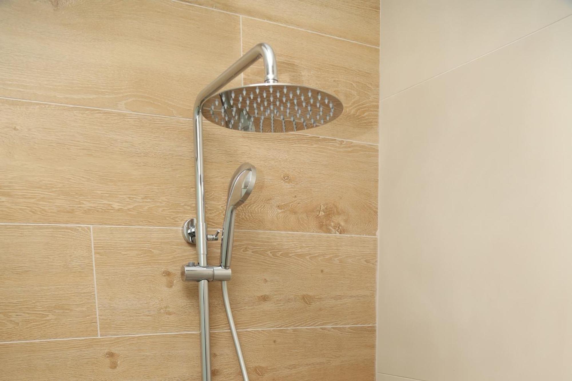 Sky Hotel Prizren Eksteriør billede