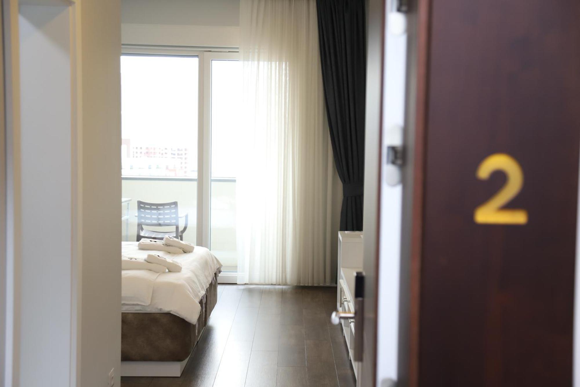 Sky Hotel Prizren Eksteriør billede