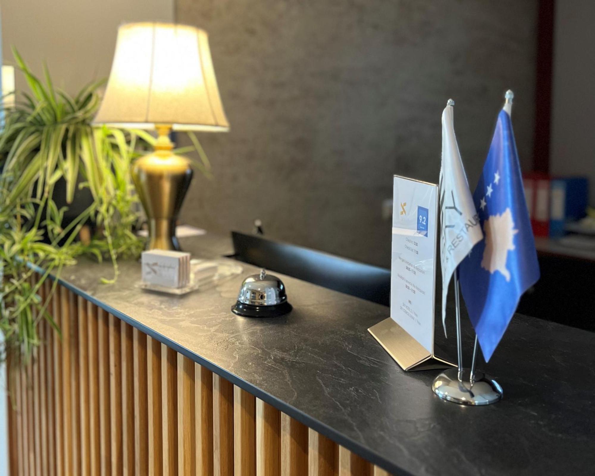 Sky Hotel Prizren Eksteriør billede